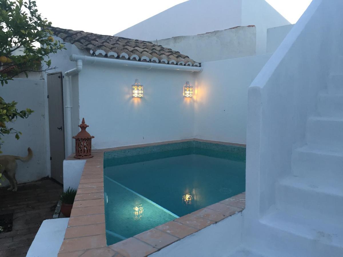 Casa Largo Do Poco Guesthouse Alvor Luaran gambar